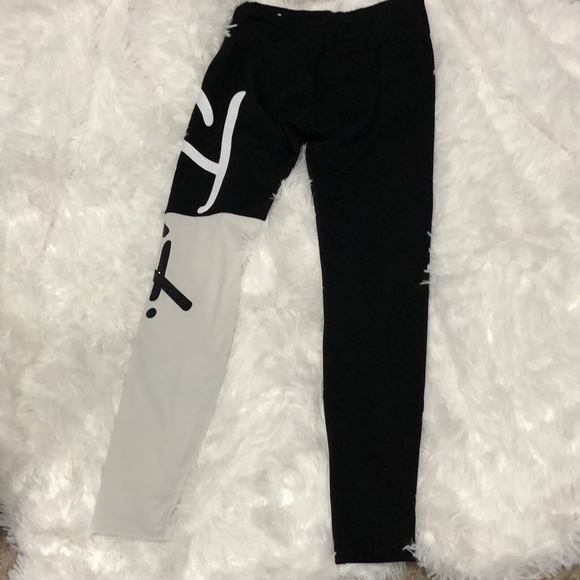 Girl’s JUSTICE Active black/white/gray leggings. Sz 12 - Picture 2 of 6